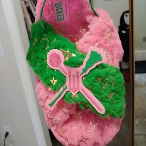 Wicked Kids Plush Fuzzy Slippers in Pink & Green